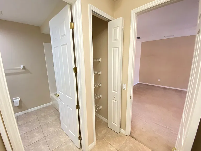 519 Terrace Spring Dr — Photo 25