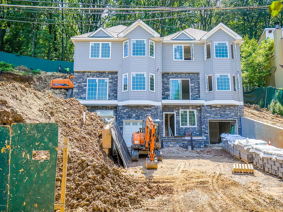 1st image of 36 Wandel Ave