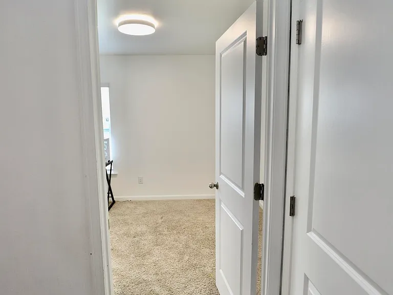2037 Elmridge Rd — Photo 25