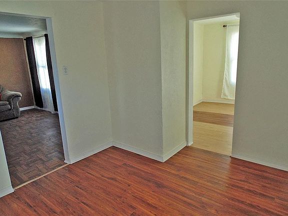 5th image of 5932 Tampa Ave