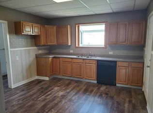 914 Rhomberg Ave, Dubuque, IA 52001