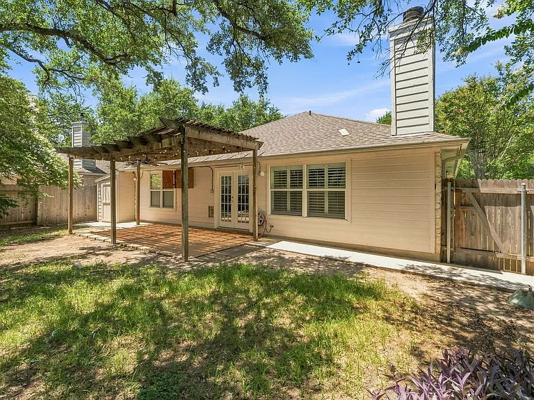 1310 Brighton Bend Ln — Photo 28