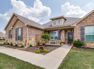 1264 Christie Ln, Terrell, TX 75161