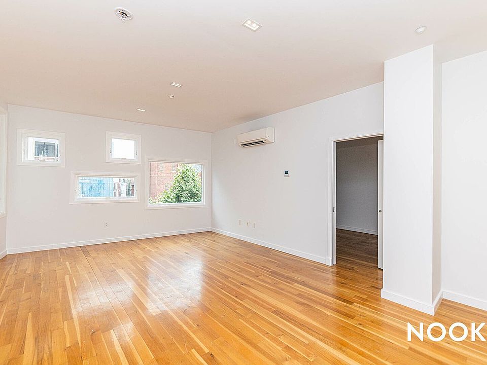 1st image of 474 Grand Ave APT 4