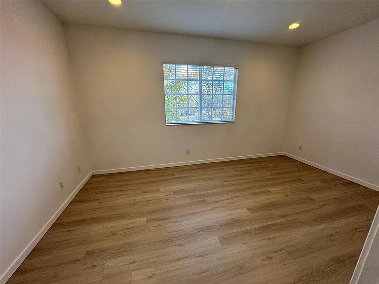 2675 SW 81st Ter #2683 — Photo 28