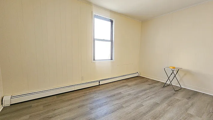 Rented by Compass | media 7