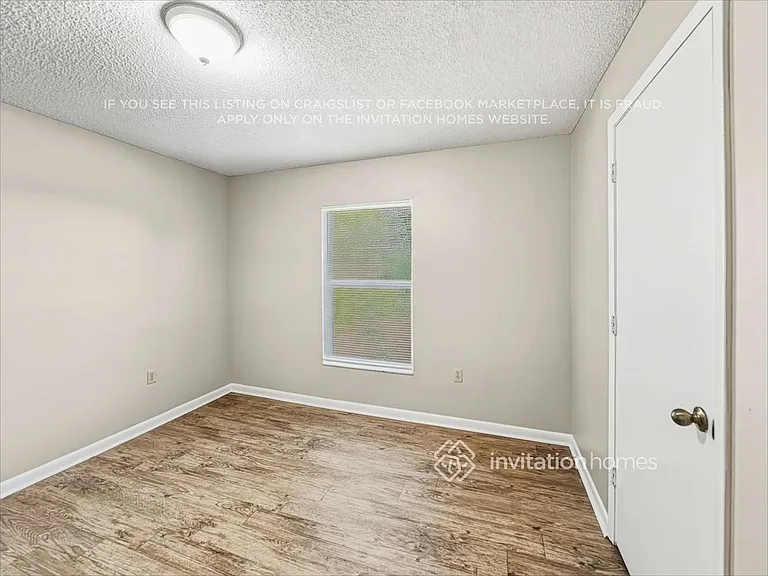 4040 Lehman Ct — Photo 15