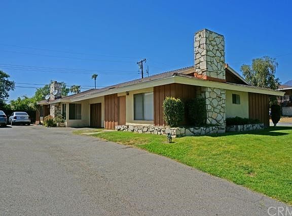 2nd image of 3692 Ferndale Ave