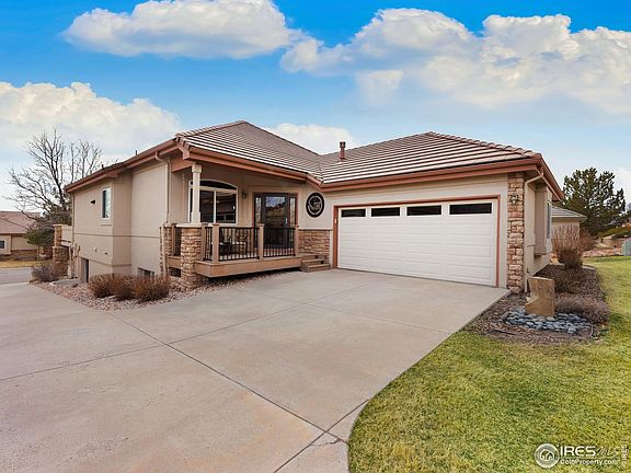 3rd image of 533 Mariana Pointe Dr