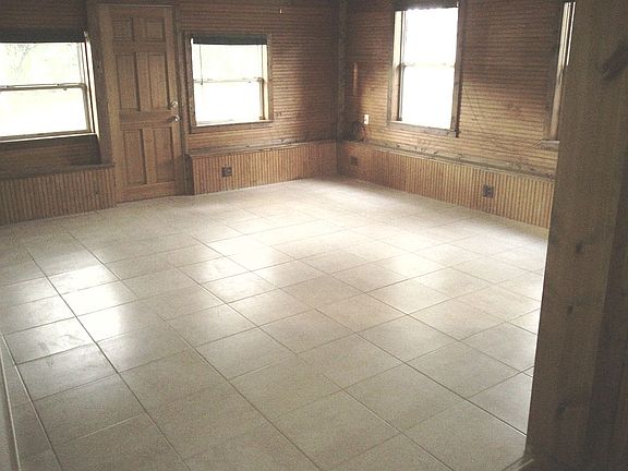 3rd image of 7532 9th Ave N