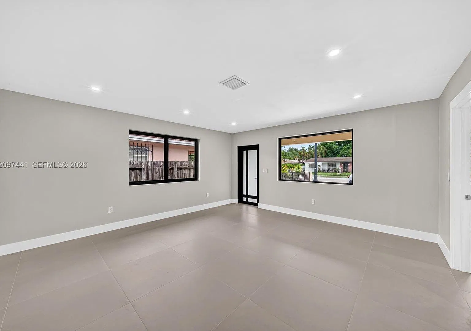 2216 SW 62nd Avenue 1, Miami, FL 33155 - 2063 — Photo 4