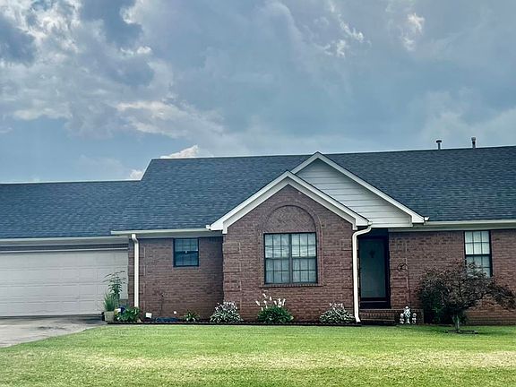 2nd image of 445 Dacus Dr