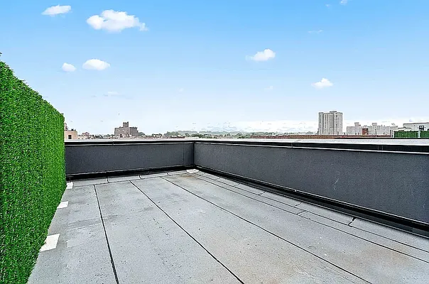 Rented by Leasing Management LLC | media 11