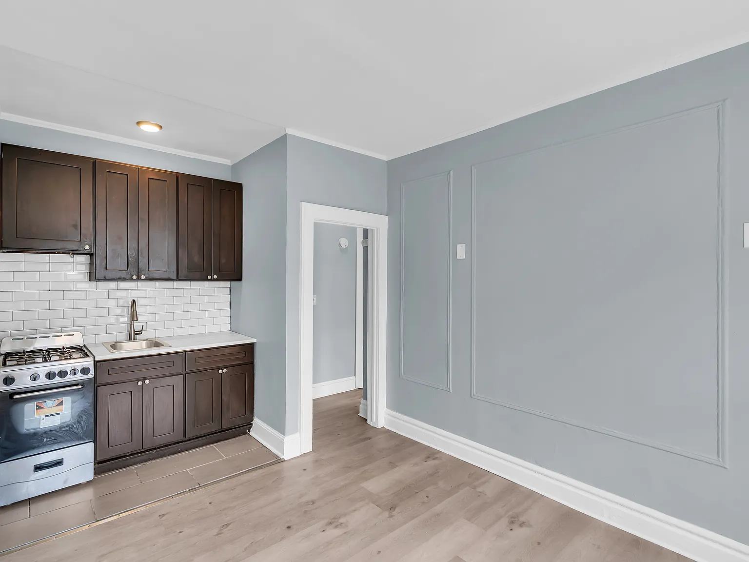 1 bed, 550 sqft, $1,300 — Photo 3