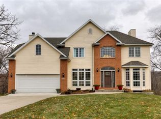 6190 SE 11th Pl, Pleasant Hill, IA 50327