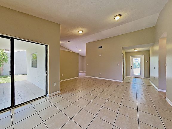 5th image of 14730 Ashland Pl
