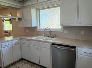 6629 Curtis Ave, Omaha, NE 68104