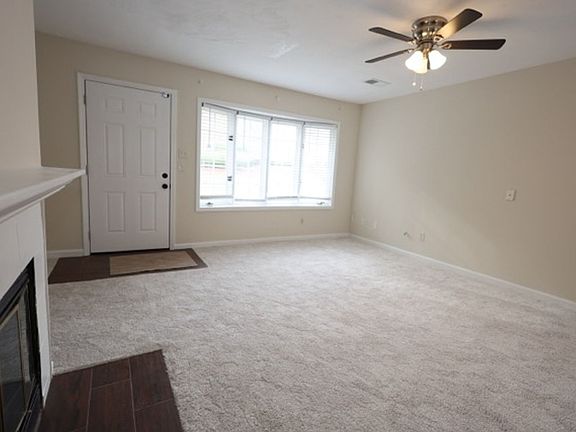 5th image of 214 High Creek Dr