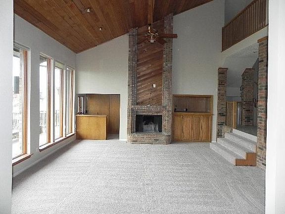 5th image of 11514 Clipper Cir