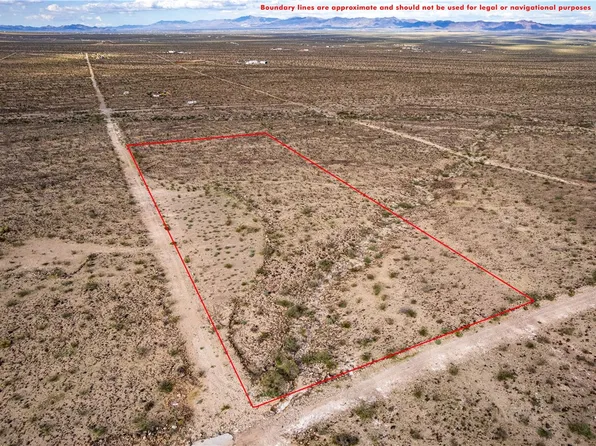 209-19-070 W YAQUI Drive, Golden Valley, AZ 86413