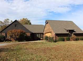 931 Crossland Rd, Murray, KY 42071