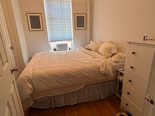 5th image of 135 W 10th St APT 22