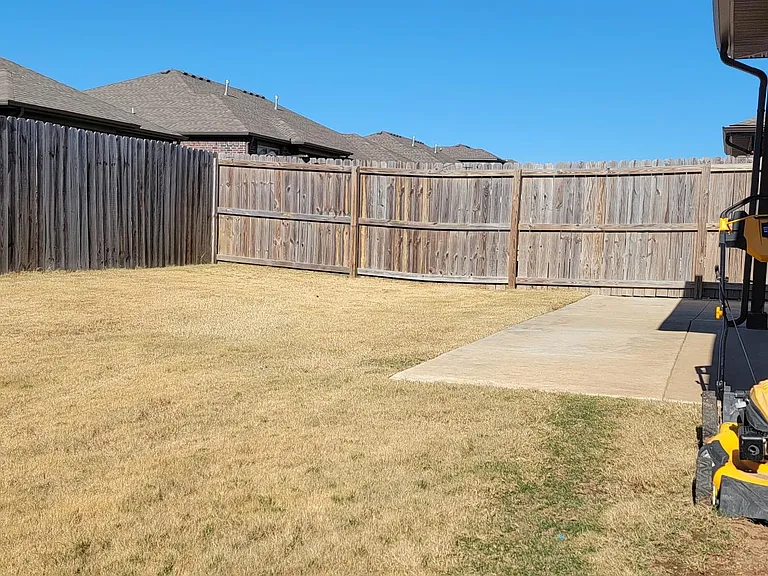 433 Red Robin St #433 — Photo 16