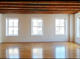 36 Peck Slip APT 4B, New York, NY 10038