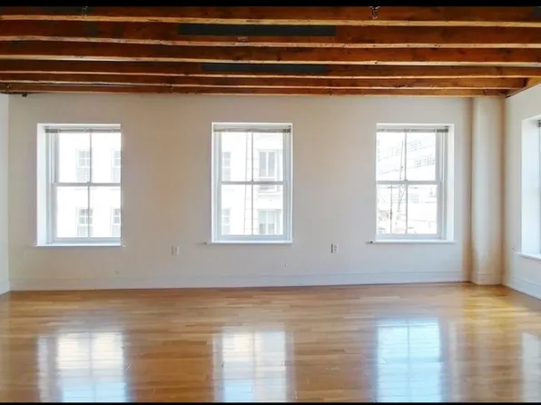 36 Peck Slip image 1 of 7