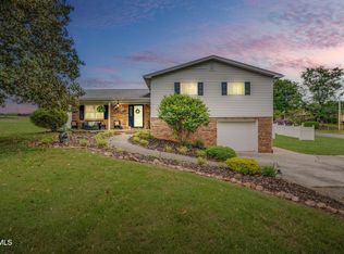 122 Lakeview Cir, Rogersville, TN 37857