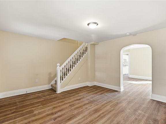 5th image of 312 Renova St