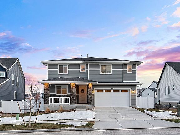 3rd image of 2646 N Geranium Dr
