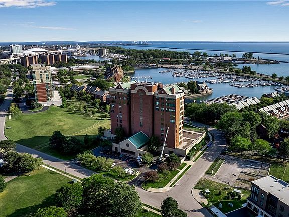 2nd image of 200 Lakefront Blvd #303