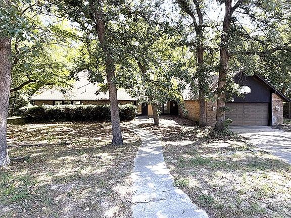 2nd image of 1104 Reid Cir