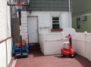 1424 W 5th St, Brooklyn, NY 11204