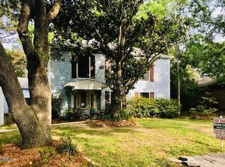 330 Fairview Dr, Biloxi, MS 39531