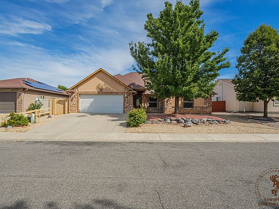 2nd image of 3090 Aberdeen Ln