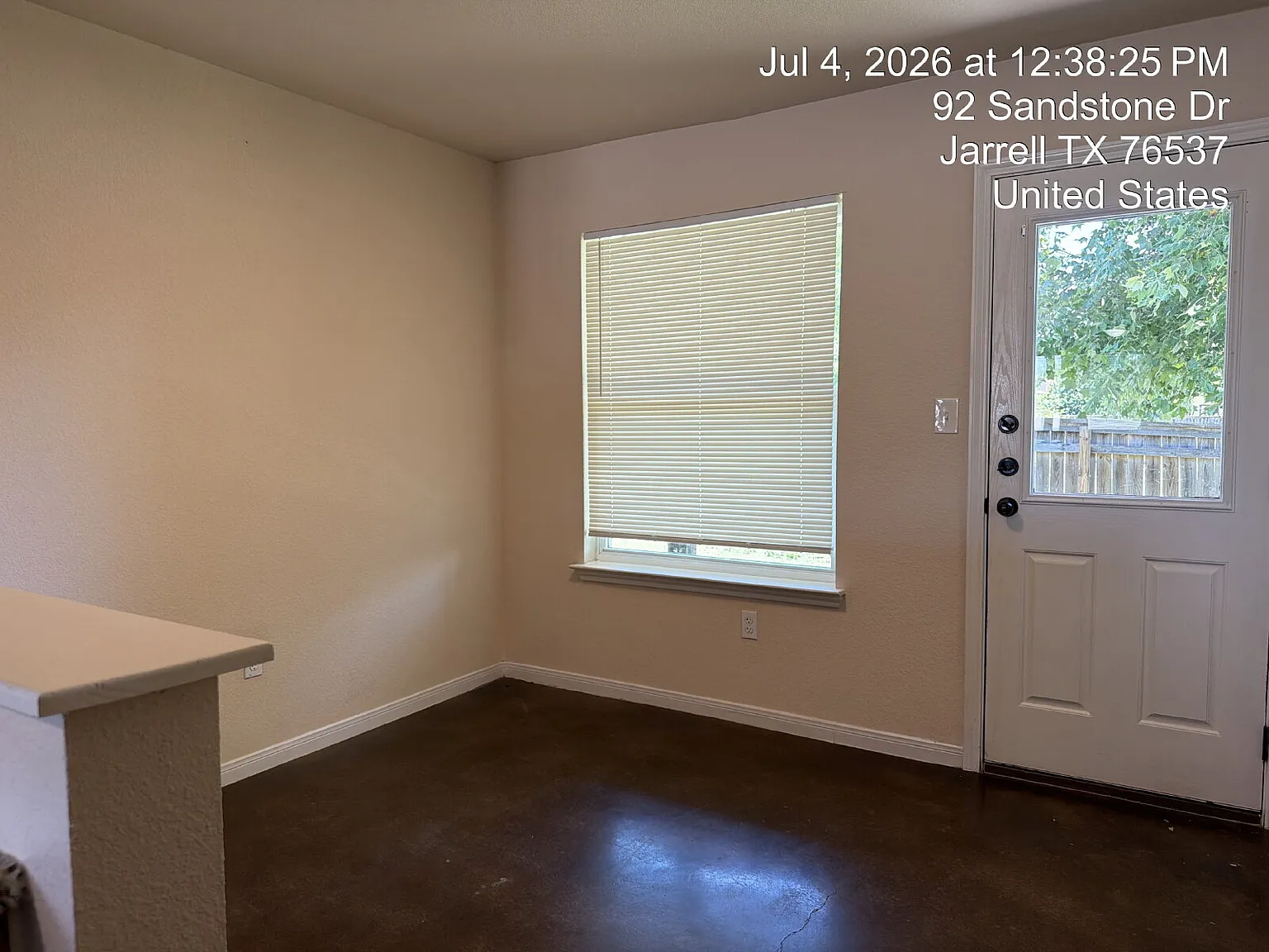 3 bed, 2.0 bath, 1150 sqft, $1,275 — Photo 4