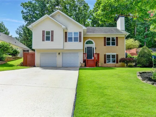 1485 Brookdale Dr, Sugar Hill, GA 30518