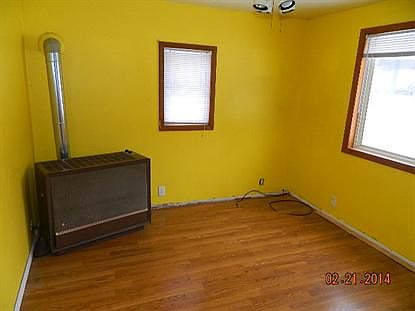 2nd image of 13270 Nichols Rd