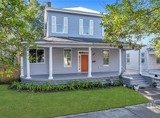 809 E Henry Street, Savannah, GA 31401