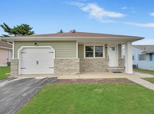 23 Oranjestad St, Toms River, NJ