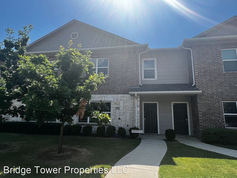 1st image of 1336 Lake Crest Ln