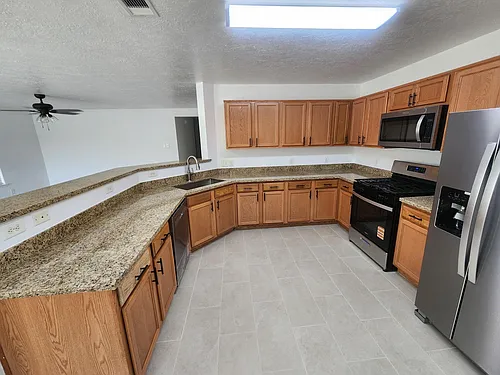 427 Remington Heights Dr Photo 1