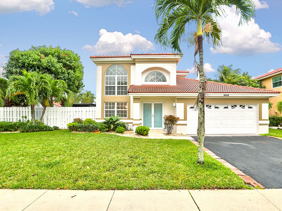 1st image of 1454 NW 129th Way
