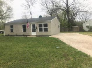111 Saint Justin Dr, Cahokia, IL 62206