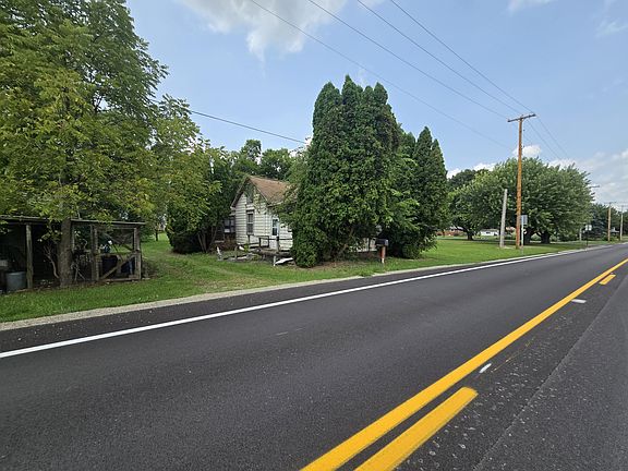 4th image of 2865 Mechanicsburg Rd