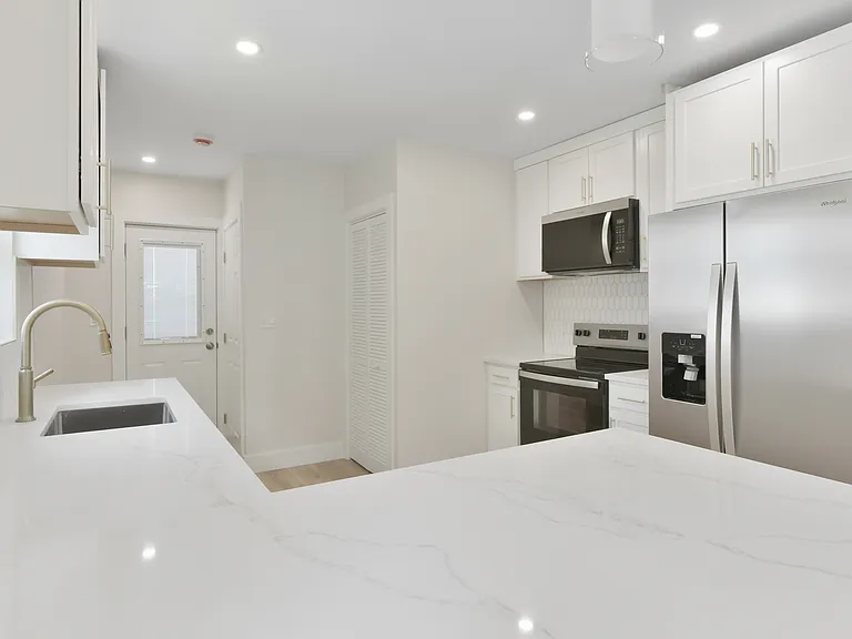 66-68 Cushman Rd #1 — Photo 23