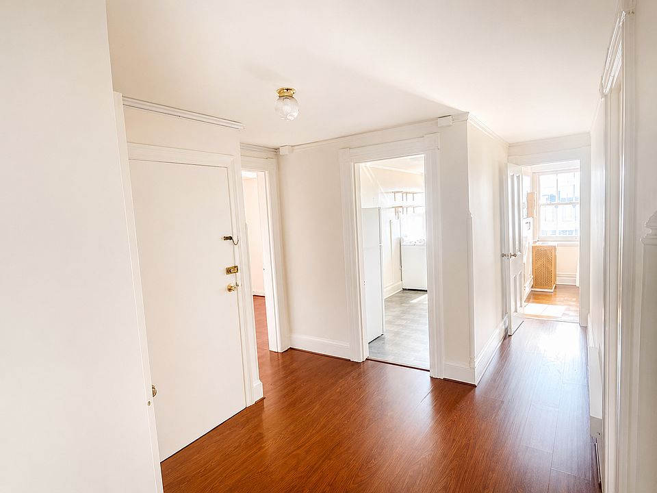 1st image of 1205 Saint Paul St APT 4