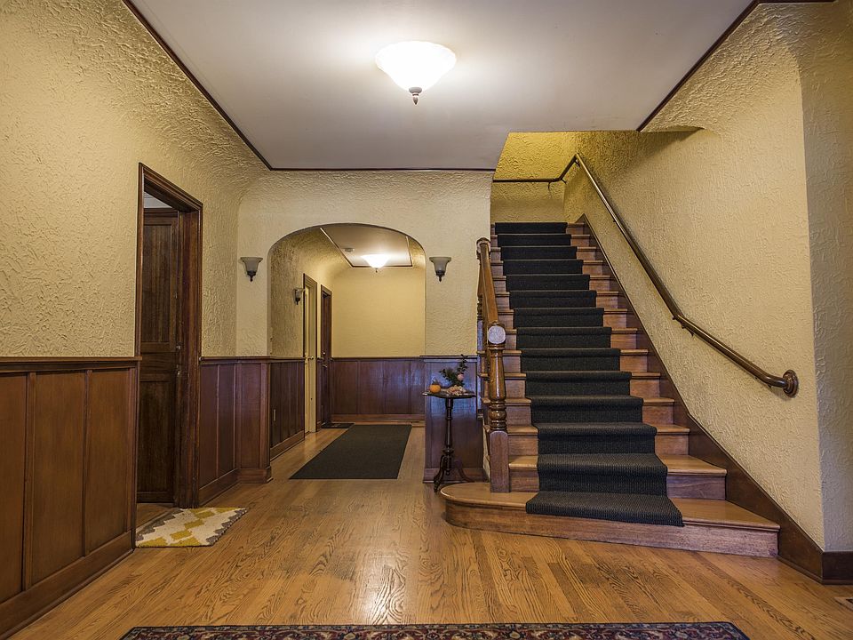 1st image of 2203 Yale Ave E #103-1
